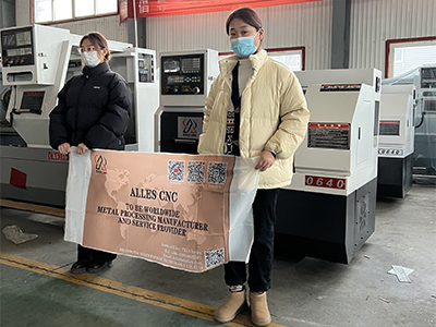 low cost CNC lathe machine working CK6150X1000 cnc lathe machine with fanuc control